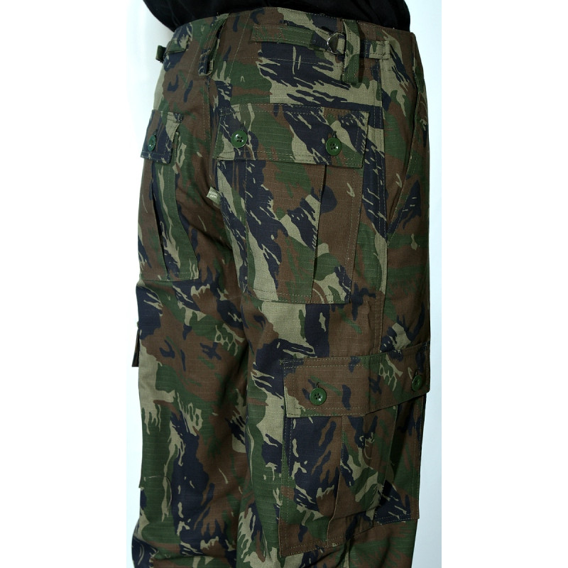 Calça deals camuflada aeronautica