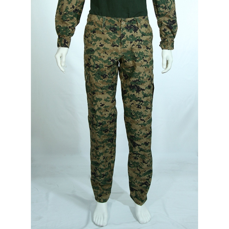 Cal a Camuflada Digital Marpat Woodland