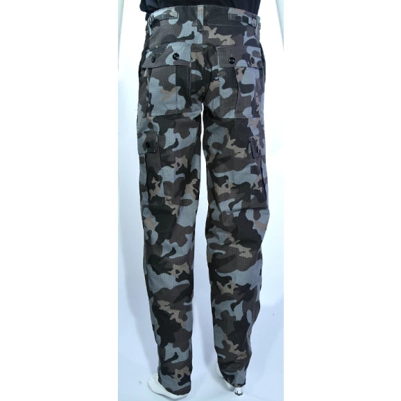 calca-camuflada-urbano-atras-completa