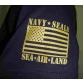 camiseta navy seals azul marinho manga curta detalhe manga